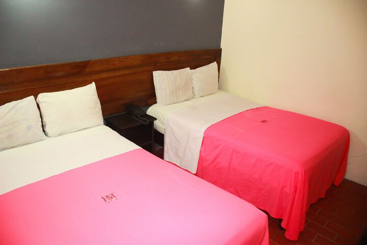 Room 3 of 8
