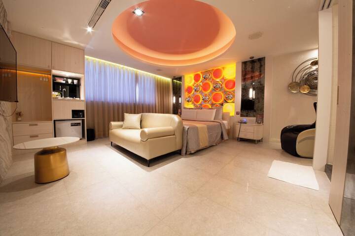 Room 52 of 88