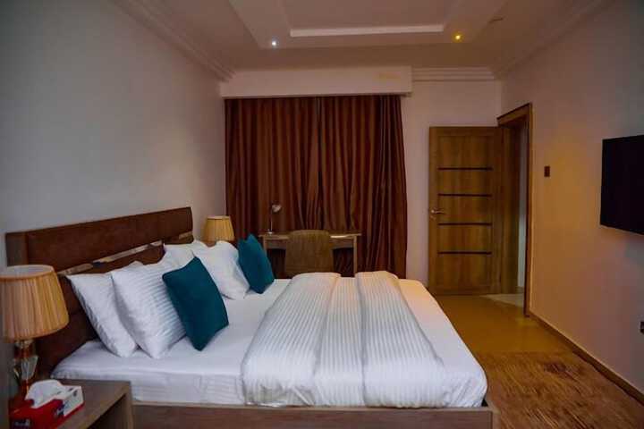 Room 19 of 63