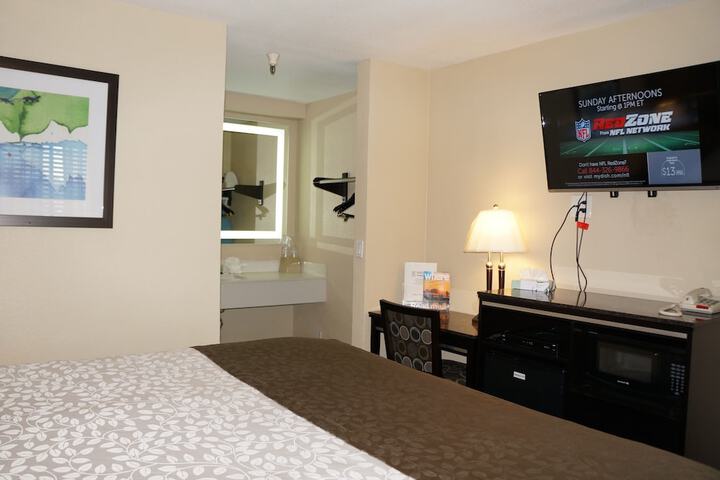 Standard | King Bed (6 of 7)