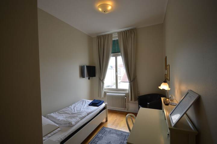 Room 30 of 57