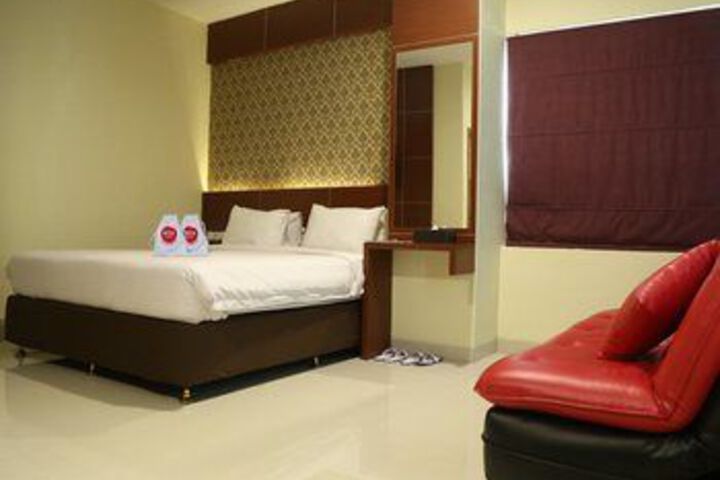 Room 51 of 80