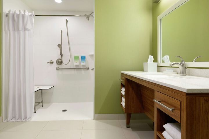 Bathroom shower