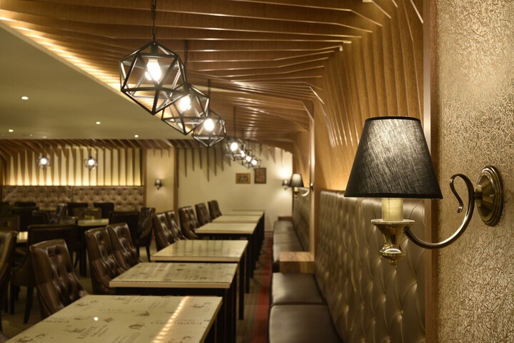 Dining 50 of 63