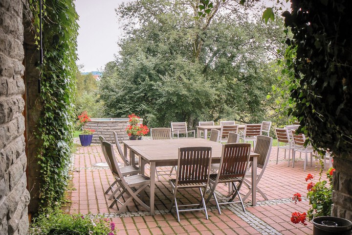 Terrace/Patio 8 of 11