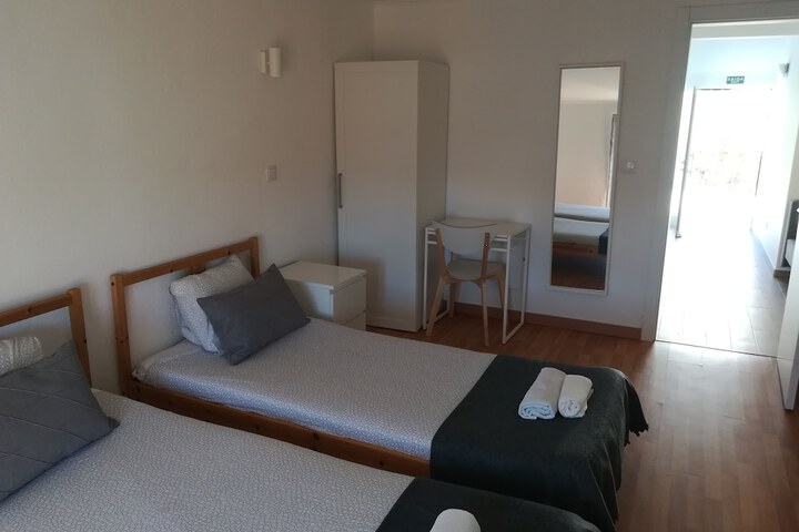 Room 28 of 89