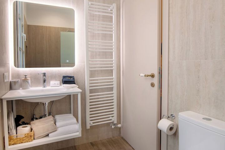 Room 78 of 115