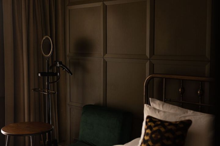 Room 2 of 30