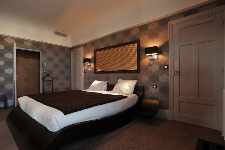 Room 18 of 79