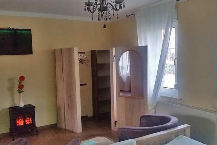 Room 17 of 64