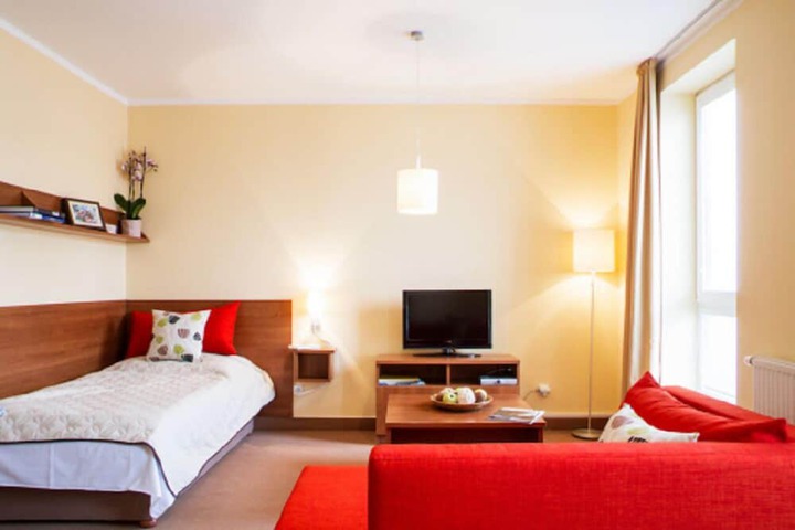 Room 10 of 21