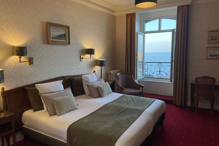 Room 13 of 67