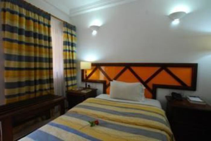 Room 34 of 87