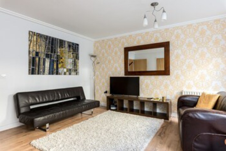 Room 8 of 21