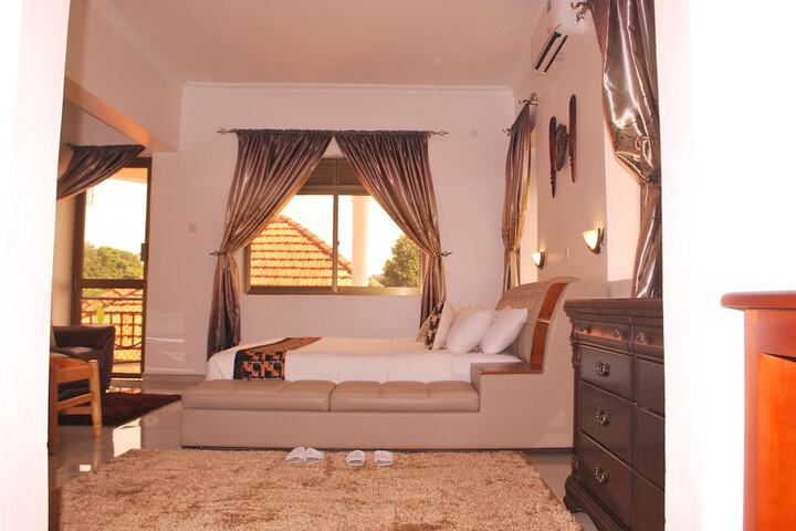 Room 16 of 182
