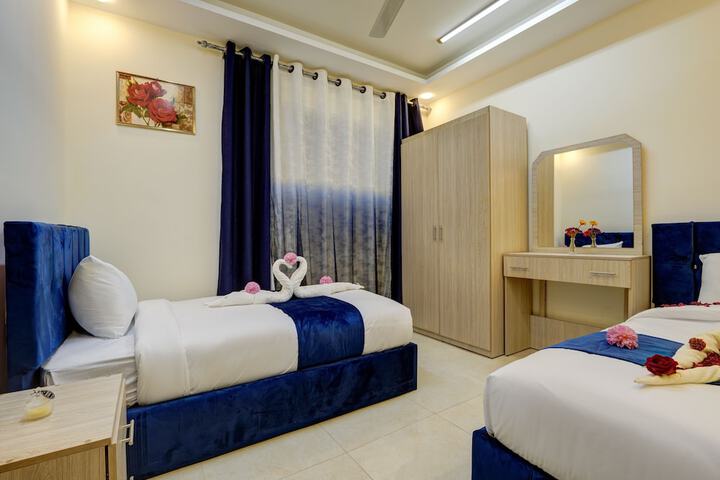 Room 5 of 24