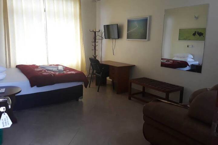 Room 5 of 51