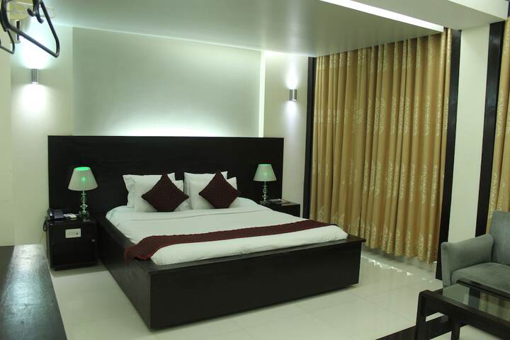 Room 11 of 67