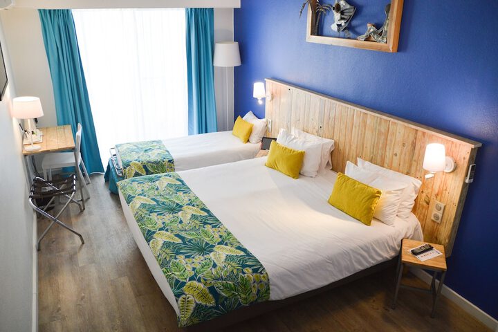 Room 10 of 47