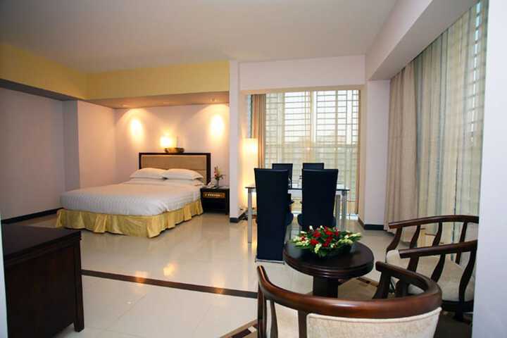 Room 12 of 46