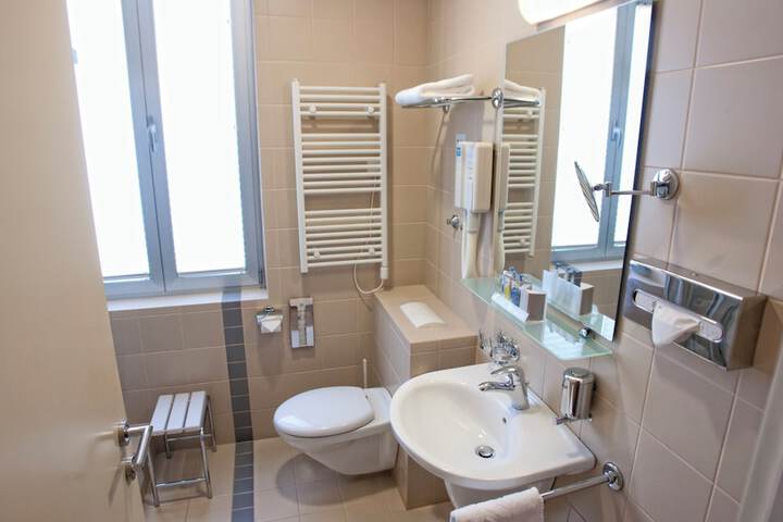 Clean Restrooms