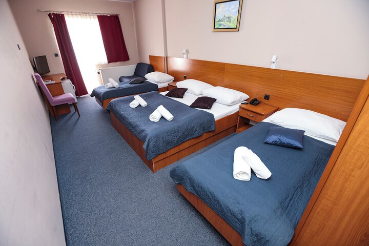 Room 20 of 94