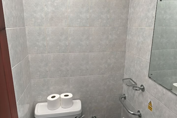 Room 120 of 146