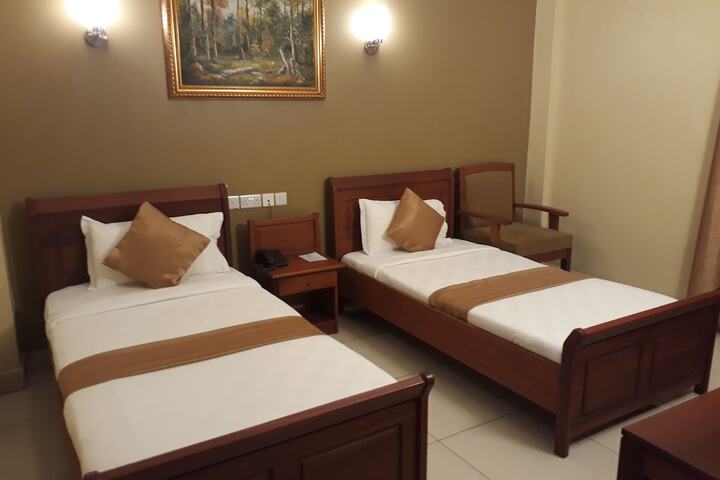 Room 40 of 87