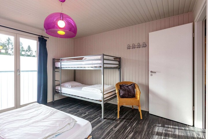 Room 8 of 53