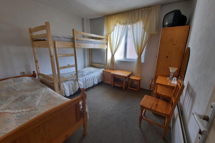 Room 10 of 55