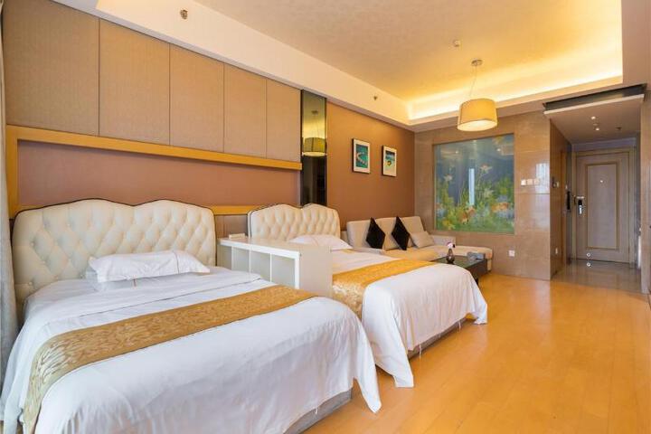 Room 64 of 119