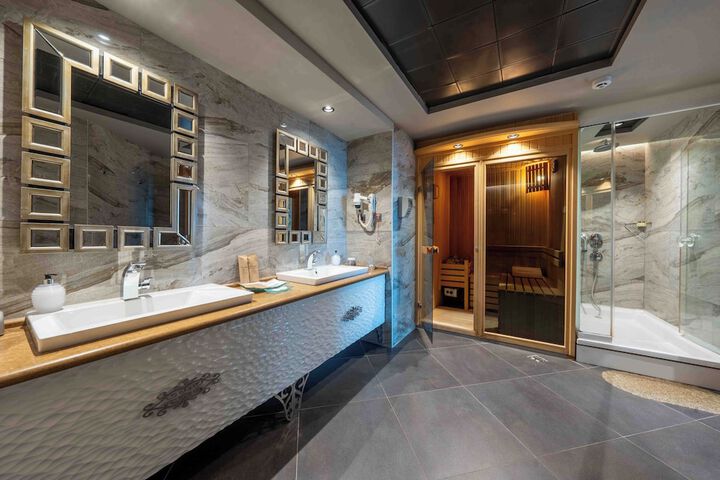 Bathroom Interior Photo