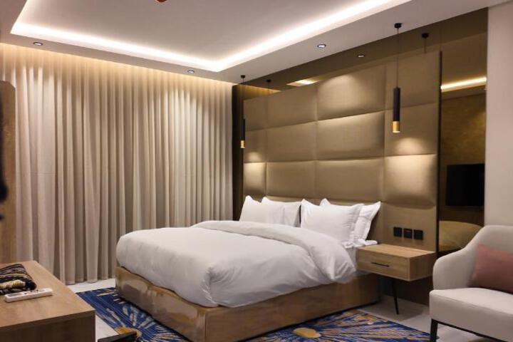 XYZ Hotel King Fahad Road