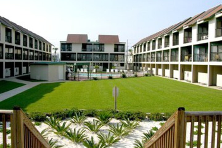 Property Grounds 14 of 16