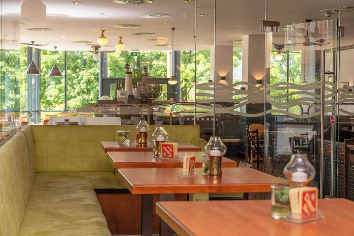 Cafe