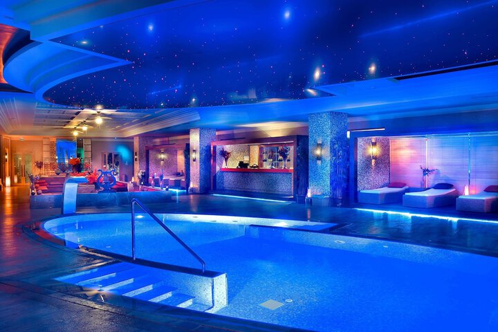 Pool 140 of 311