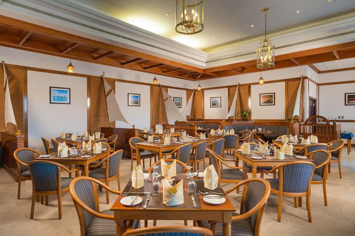 Dining 89 of 121