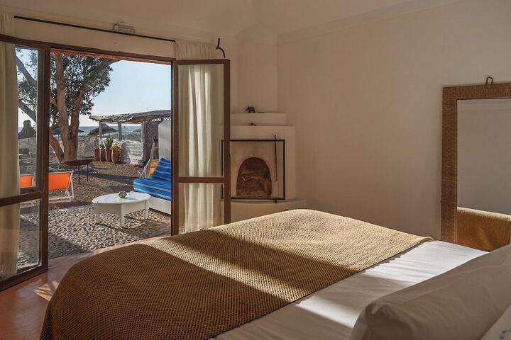 Room 15 of 50
