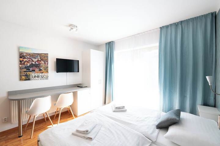 Room 49 of 140