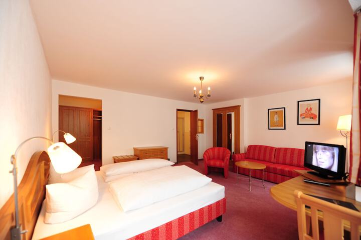 Room 28 of 88