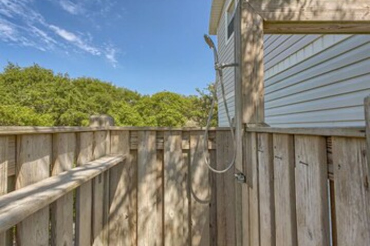 Property Grounds 18 of 25