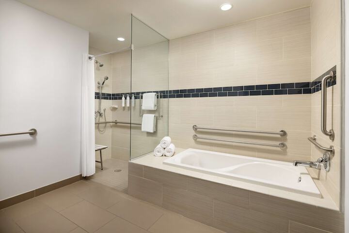 Bathroom shower