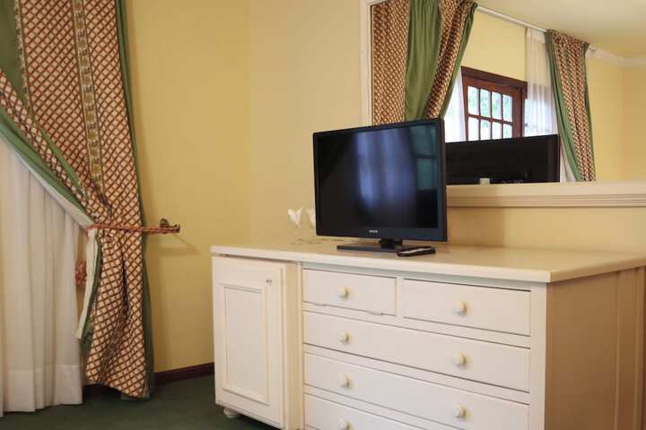 Room 31 of 127