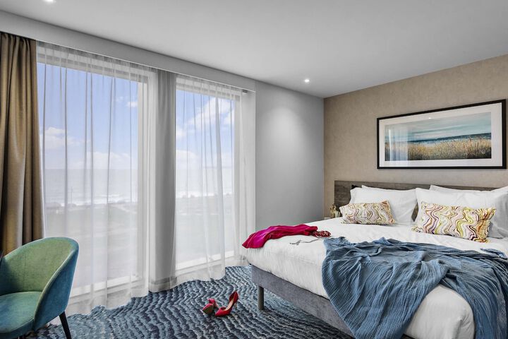 Room 14 of 53