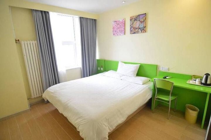 Room 2 of 54