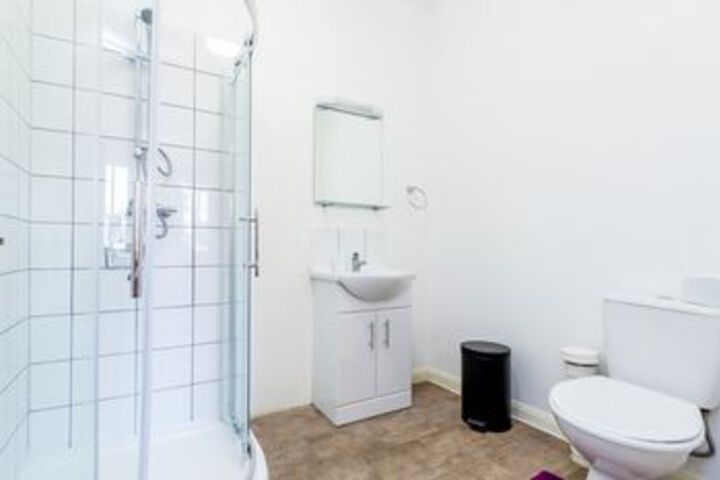 Room 2 of 20