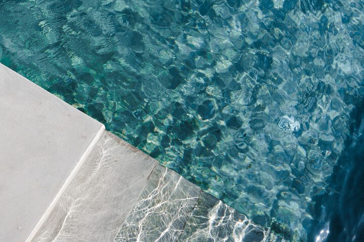 Pool 25 of 52