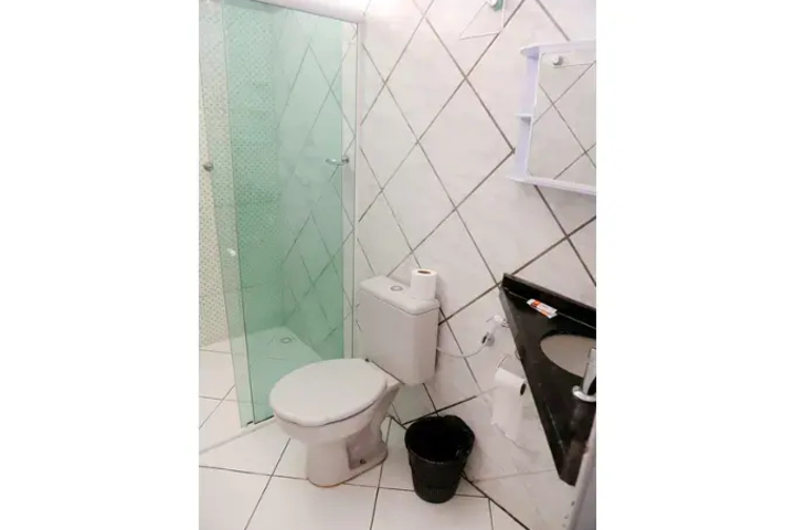 Room 6 of 11