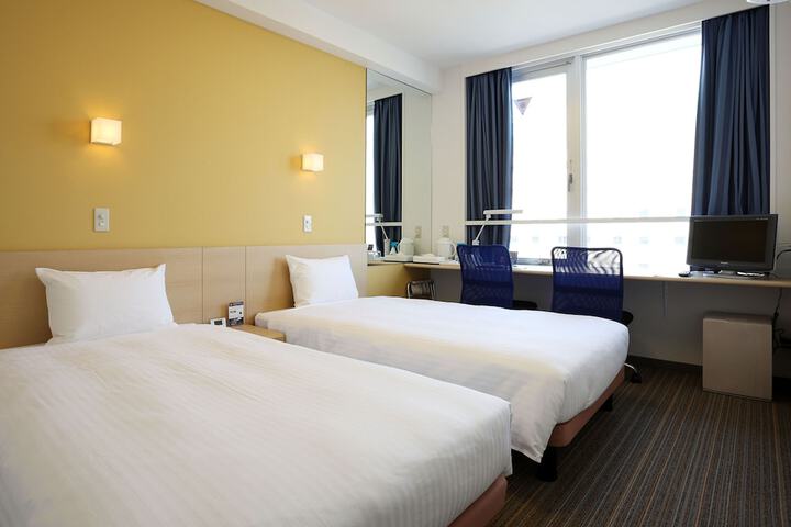 Room 20 of 42