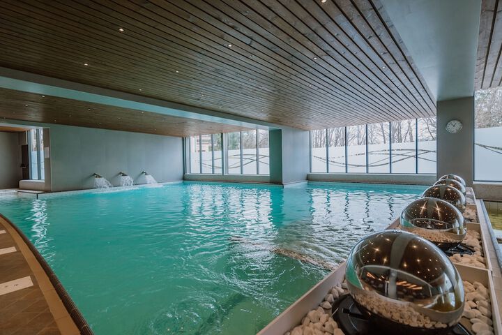 Pool 14 of 30